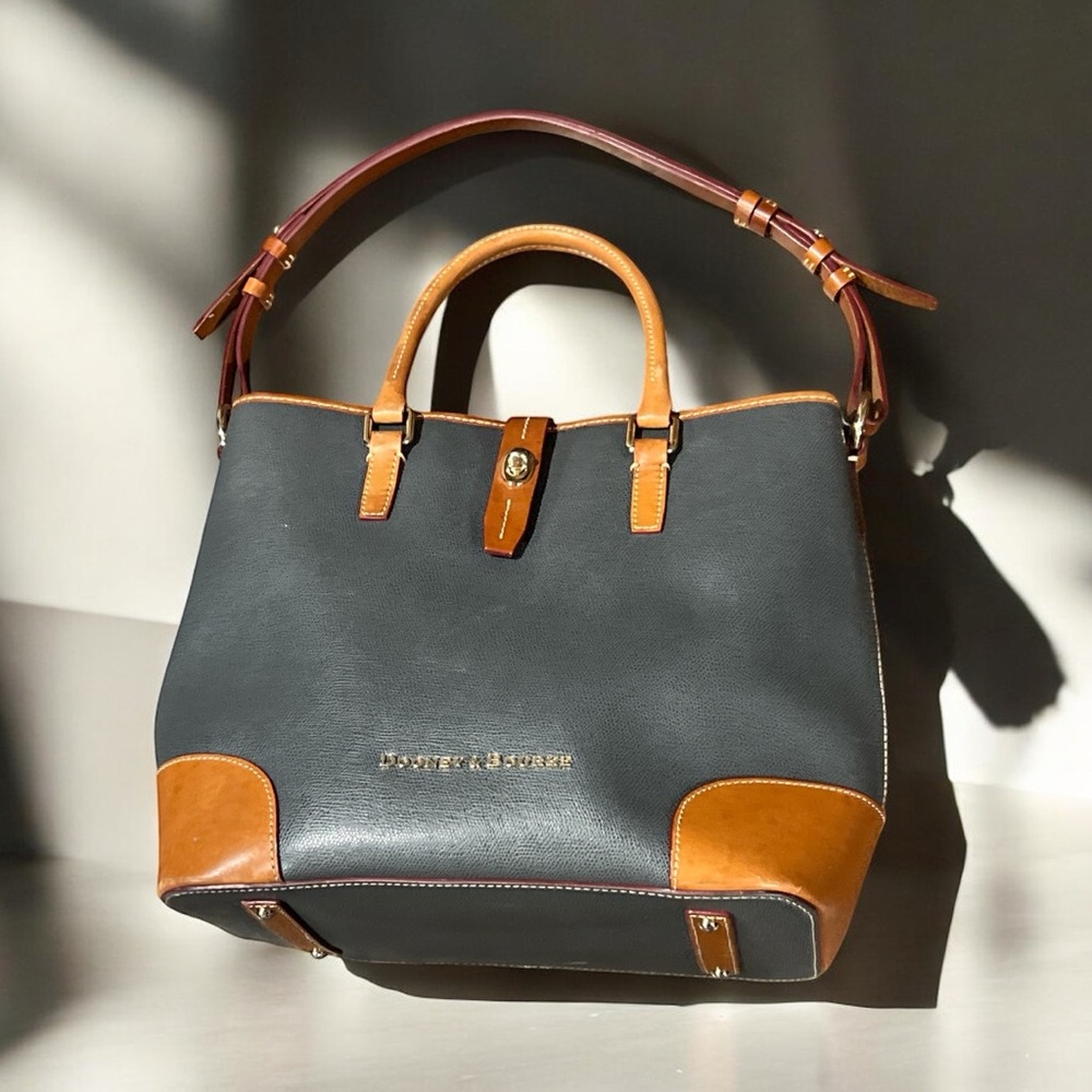 Dooney & Bourke Shelby Leather Shopper Tan Tote - Picture 2 of 10